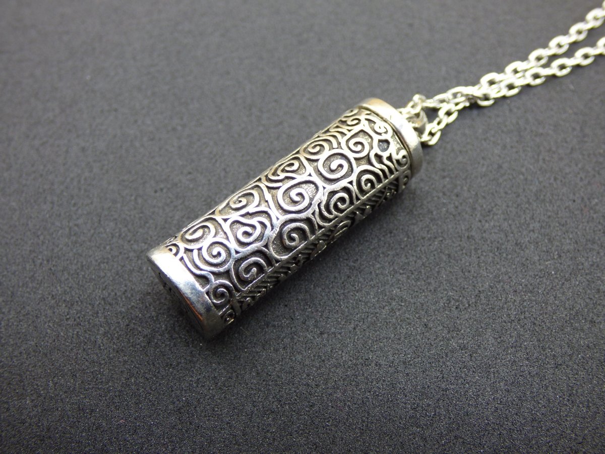 Tibetische Anhänger Kette Box 990 Silber Buddhism Sanskrit Gebet Mantra Urne Medaillon Goa Hippie Vintage Ethno Talisman Meditation OM Antik - Art of Nature Berlin