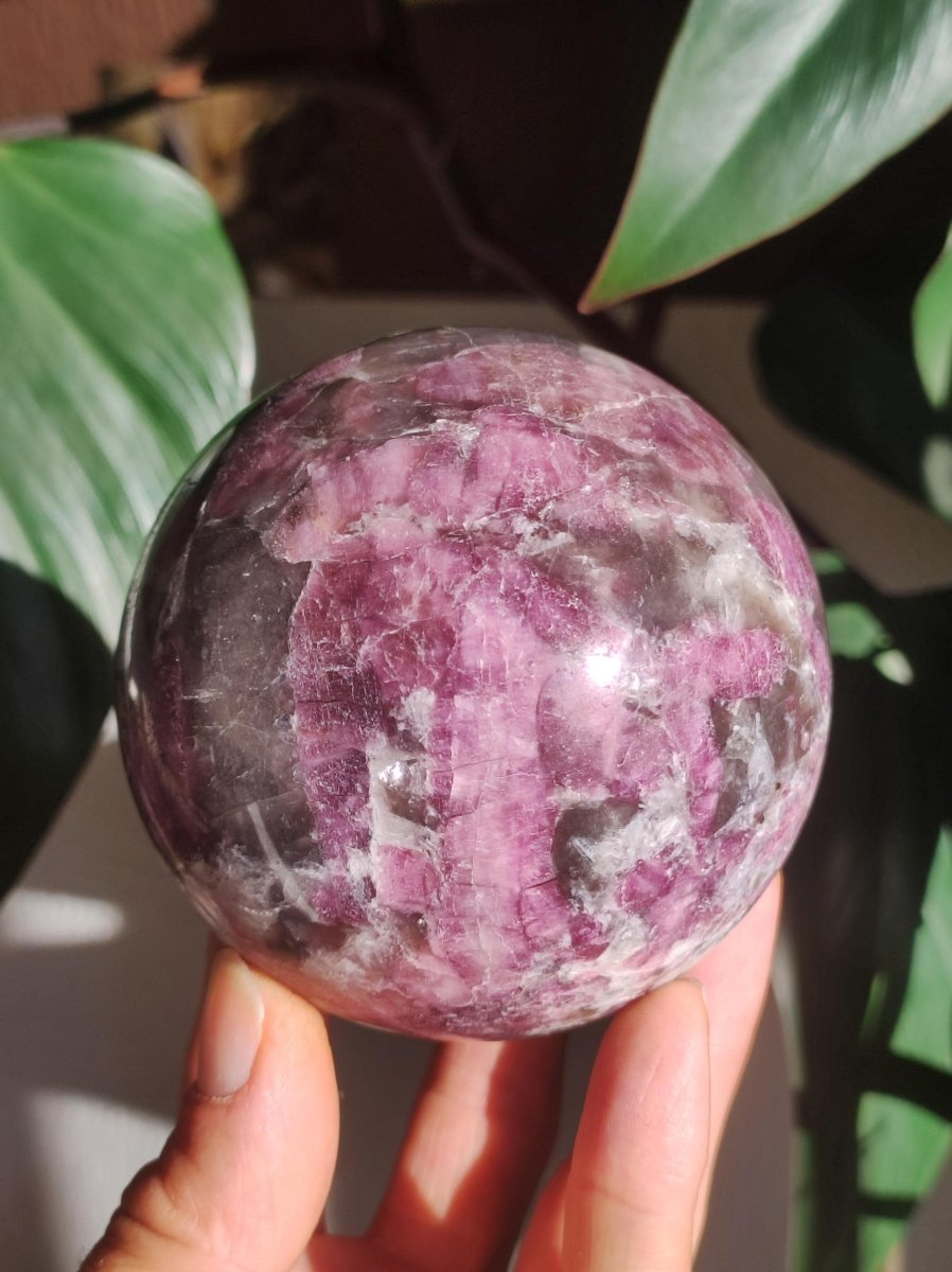 XXL Rubellit / Pink Turmalin A - Edelstein Kugel Deko Sphere Massage Kristall Meditation Heilstein Frau Mann Geschenk Er Sie Haus Energie - Art of Nature Berlin