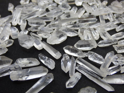 20/50g Lemurian Laser Quarz AAA Kristall Spitze Point Sammler Stufe Rarität Edelstein Deko Heilstein Wasserstein Energie Natur Klar - Art of Nature Berlin