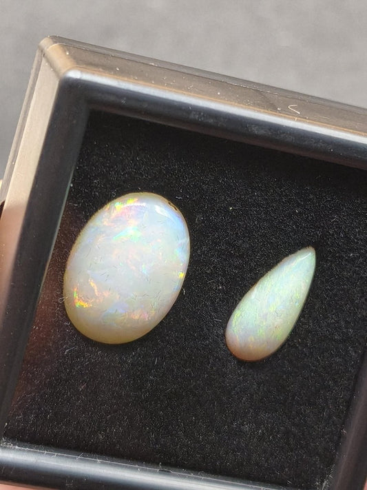 2x Opal Winton AAA bunt Regenbogen Sammlerstein Mineralien Kristalle Cabochon natürlich Heilstein Rarität Muster Australien - Art of Nature Berlin