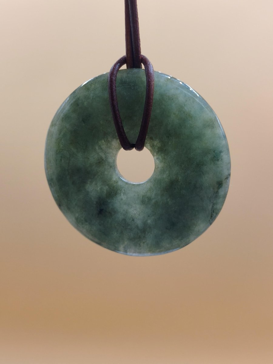 40mm Burma Jade *Rarität* ~ Edelstein Kette Mann Frau Natur Heilstein Kraft Energie Rarität Kristall Er Sie Anhänger Natur Geschenk grün - Art of Nature Berlin