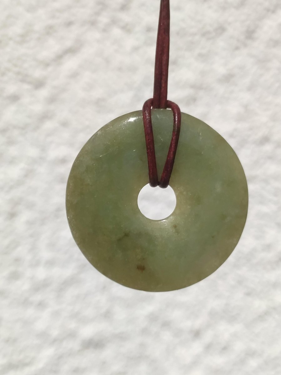 40mm Burma Jade *Rarität* ~ Edelstein Kette Mann Frau Natur Heilstein Kraft Energie Rarität Kristall Er Sie Anhänger Natur Geschenk grün - Art of Nature Berlin