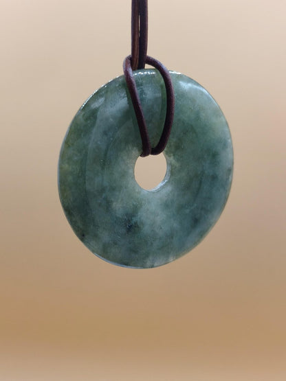 40mm Burma Jade *Rarität* ~ Edelstein Kette Mann Frau Natur Heilstein Kraft Energie Rarität Kristall Er Sie Anhänger Natur Geschenk grün - Art of Nature Berlin