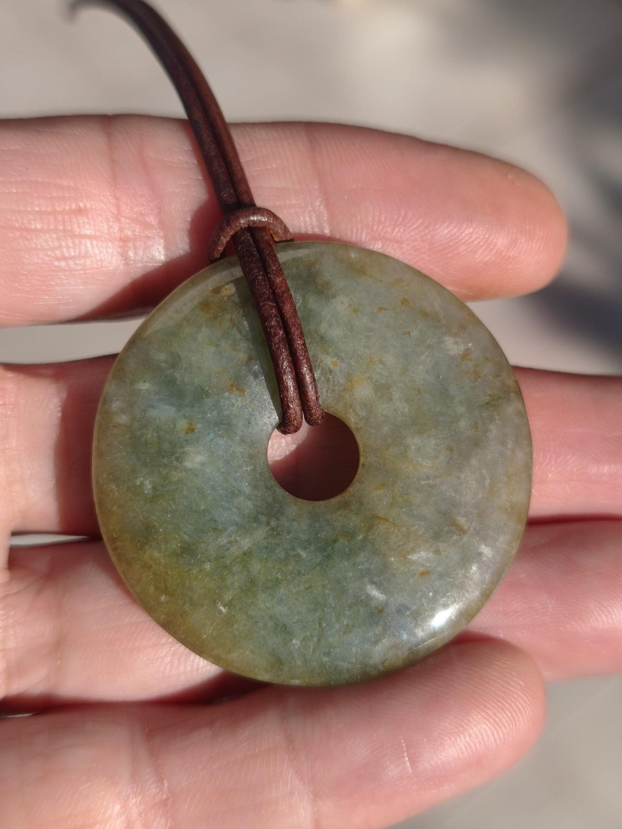 40mm Burma Jade *Rarität* ~ Edelstein Kette Mann Frau Natur Heilstein Kraft Energie Rarität Kristall Er Sie Anhänger Natur Geschenk grün - Art of Nature Berlin