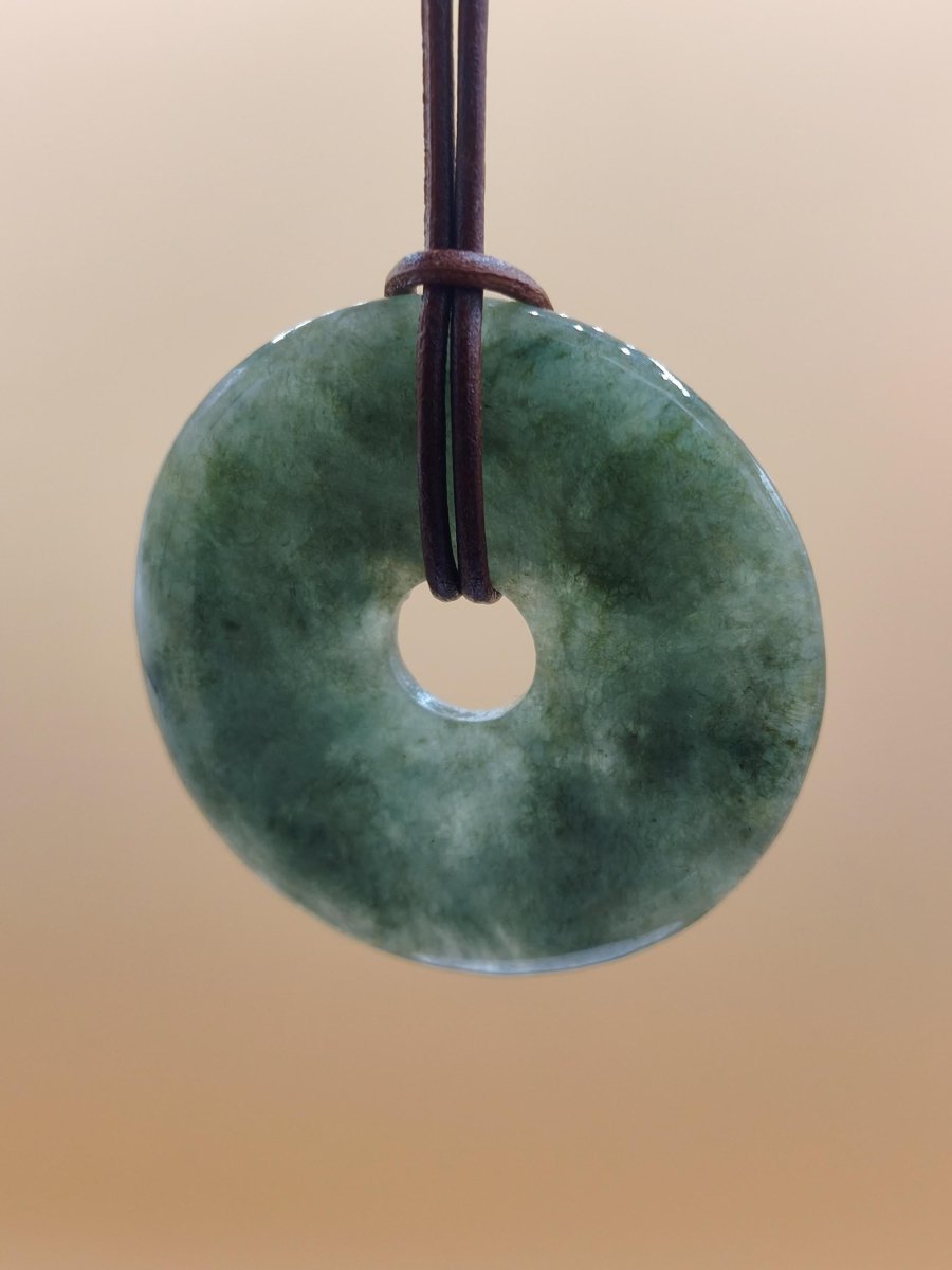 40mm Burma Jade *Rarität* ~ Edelstein Kette Mann Frau Natur Heilstein Kraft Energie Rarität Kristall Er Sie Anhänger Natur Geschenk grün - Art of Nature Berlin