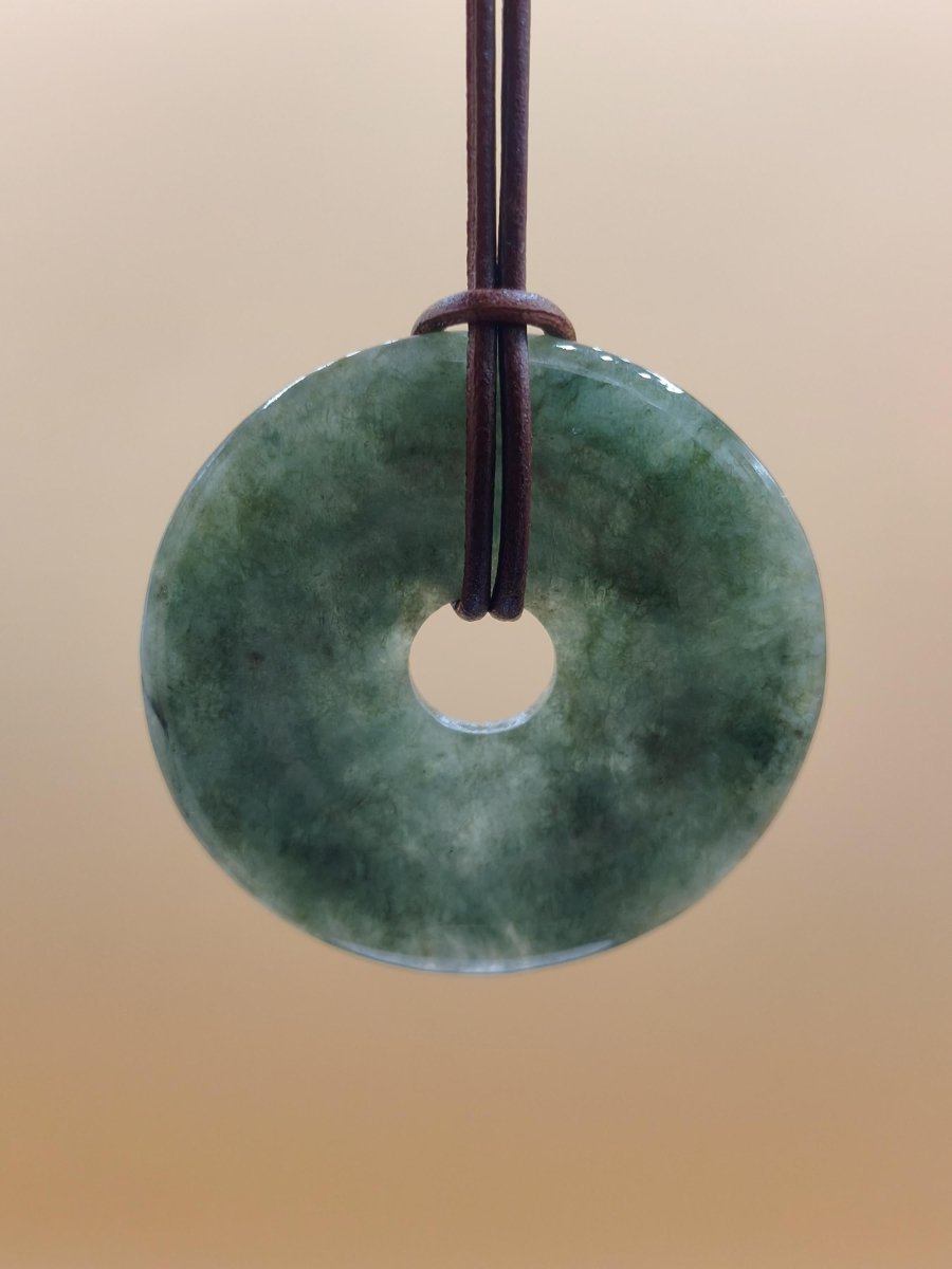 40mm Burma Jade *Rarität* ~ Edelstein Kette Mann Frau Natur Heilstein Kraft Energie Rarität Kristall Er Sie Anhänger Natur Geschenk grün - Art of Nature Berlin