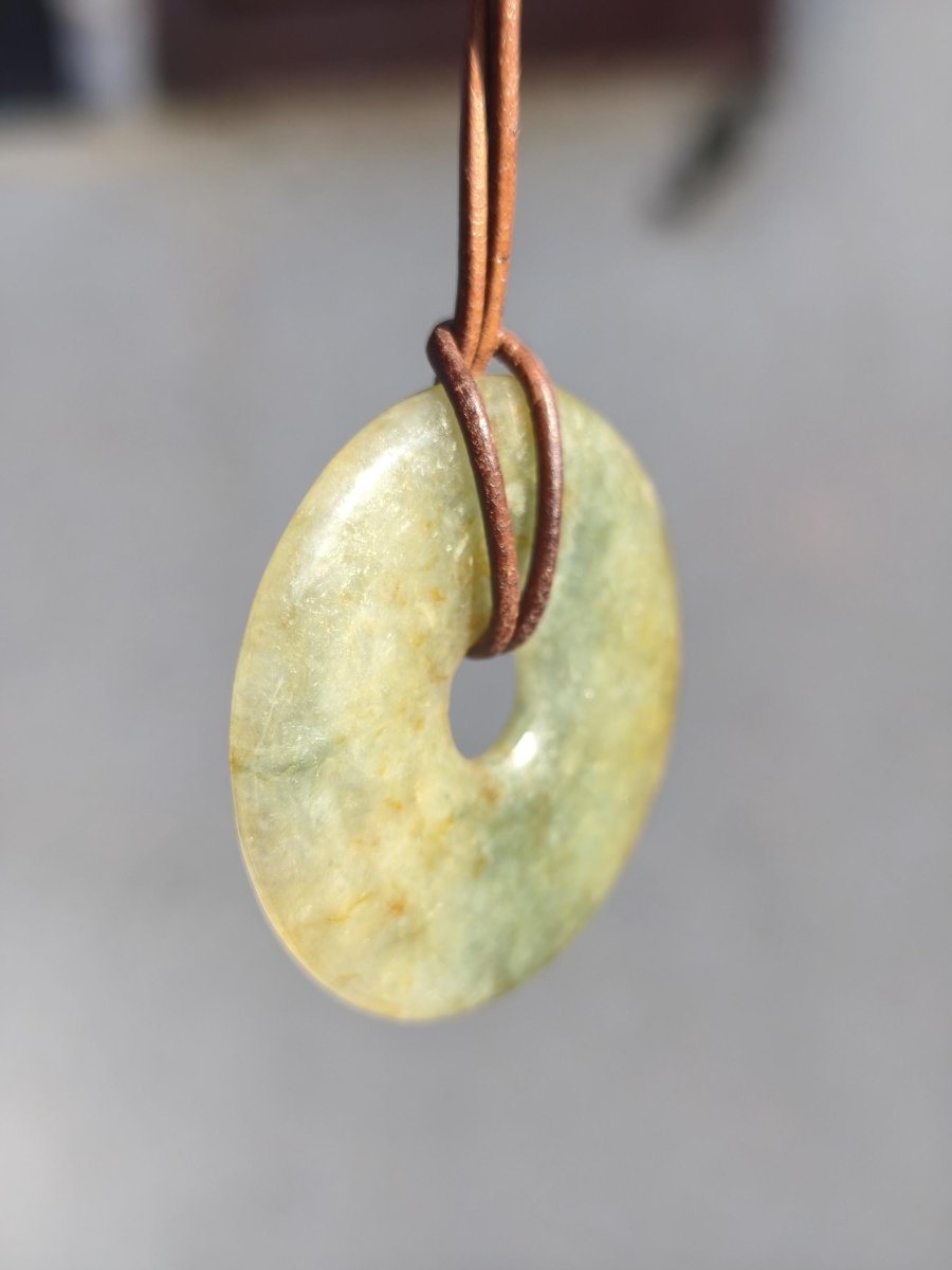 40mm Burma Jade *Rarität* ~ Edelstein Kette Mann Frau Natur Heilstein Kraft Energie Rarität Kristall Er Sie Anhänger Natur Geschenk grün - Art of Nature Berlin