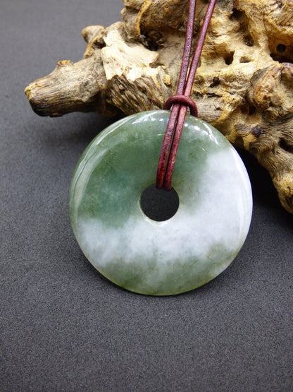 40mm Burma Jade *Rarität* ~ Edelstein Kette Mann Frau Natur Heilstein Kraft Energie Rarität Kristall Er Sie Anhänger Natur Geschenk grün - Art of Nature Berlin