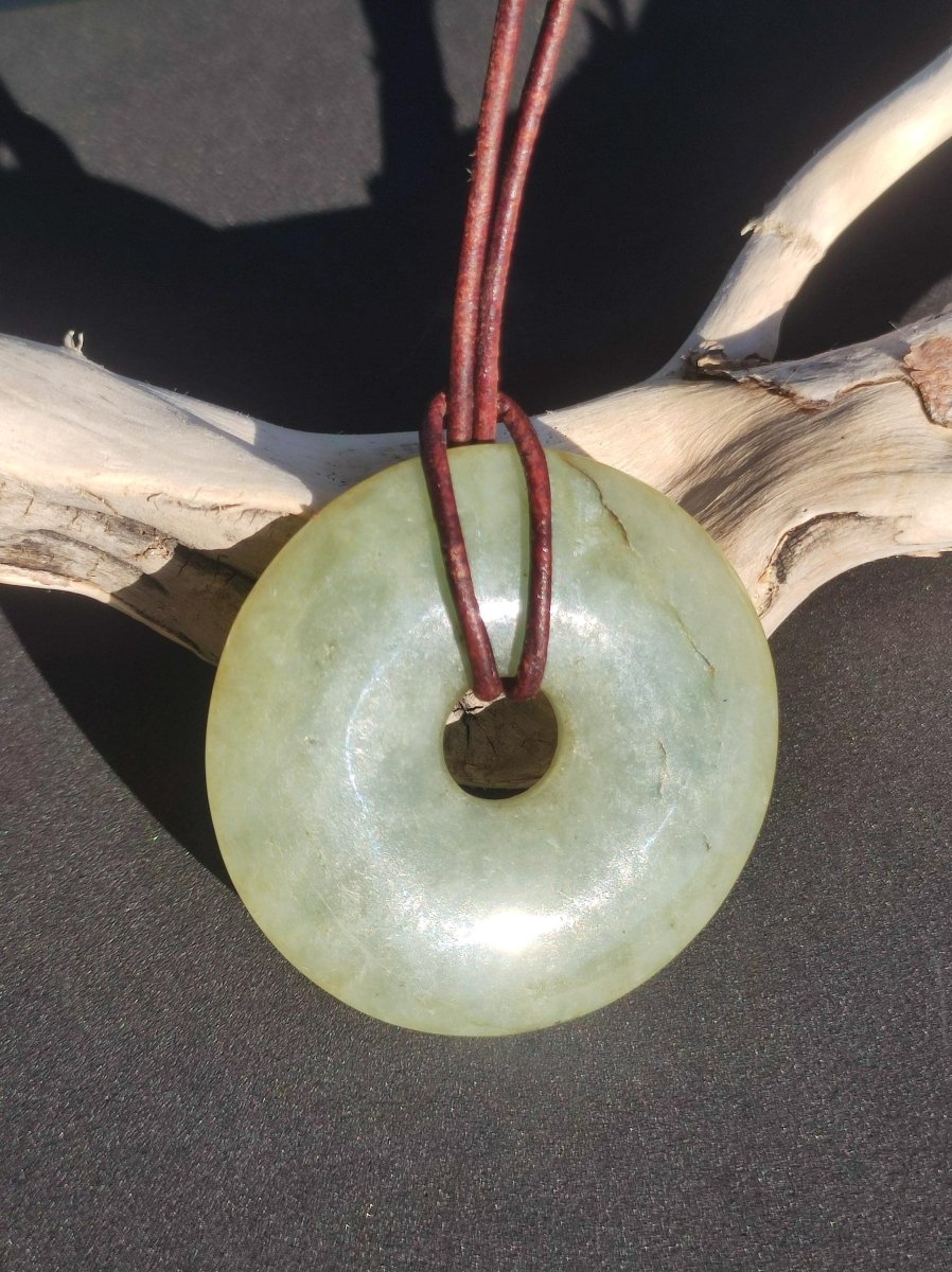 40mm Burma Jade *Rarität* ~ Edelstein Kette Mann Frau Natur Heilstein Kraft Energie Rarität Kristall Er Sie Anhänger Natur Geschenk grün - Art of Nature Berlin