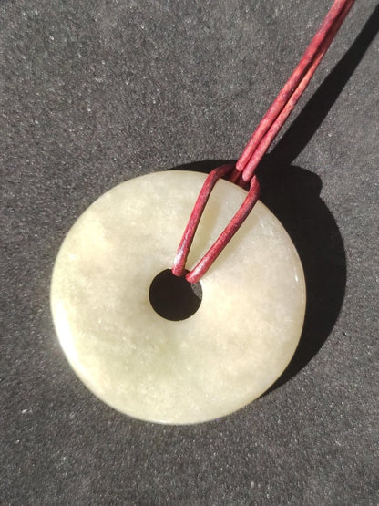 40mm Burma Jade *Rarität* ~ Edelstein Kette Mann Frau Natur Heilstein Kraft Energie Rarität Kristall Er Sie Anhänger Natur Geschenk grün - Art of Nature Berlin