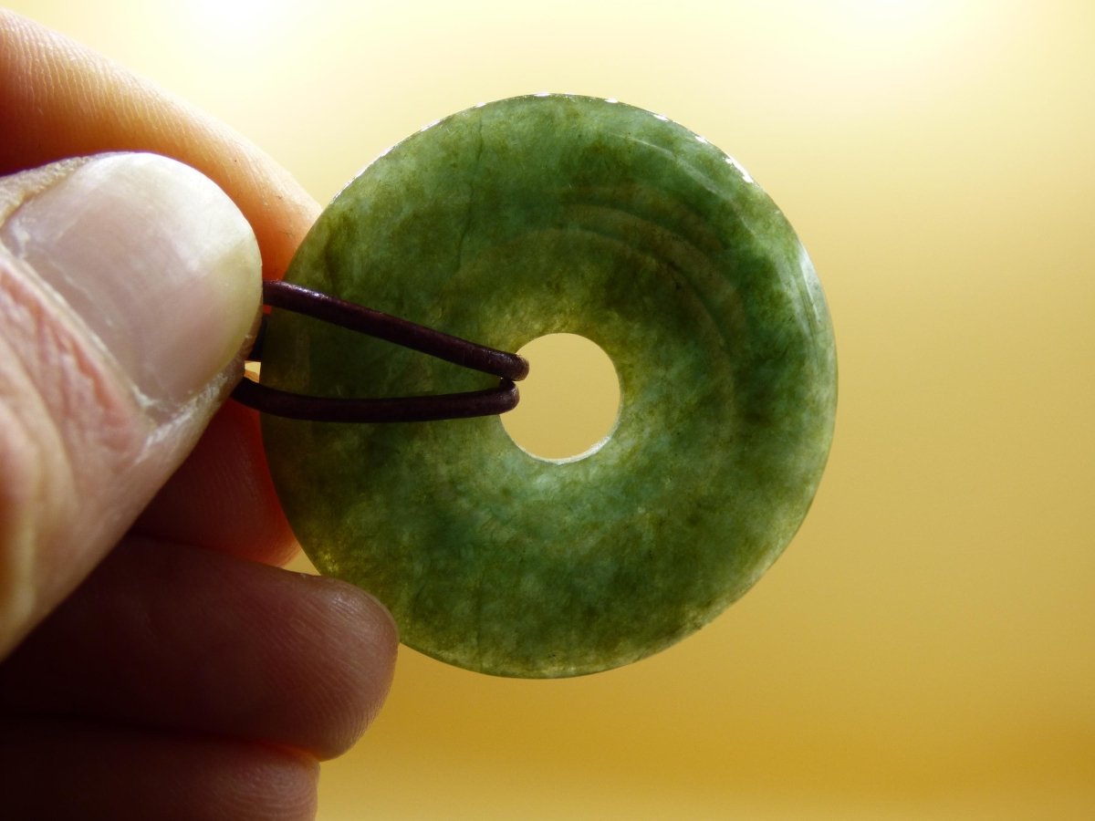 40mm Burma Jade *Rarität* ~ Edelstein Kette Mann Frau Natur Heilstein Kraft Energie Rarität Kristall Er Sie Anhänger Natur Geschenk grün - Art of Nature Berlin