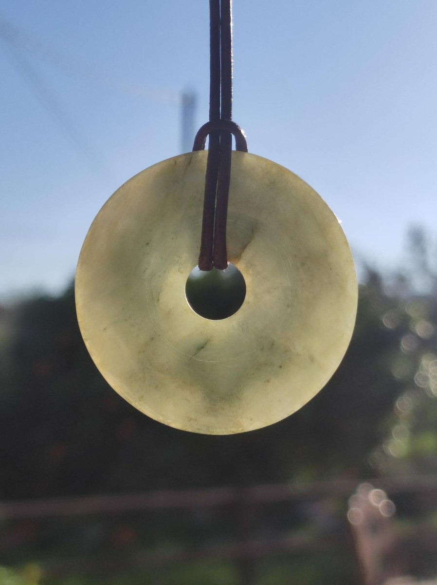 40mm Burma Jade *Rarität* ~ Edelstein Kette Mann Frau Natur Heilstein Kraft Energie Rarität Kristall Er Sie Anhänger Natur Geschenk grün - Art of Nature Berlin