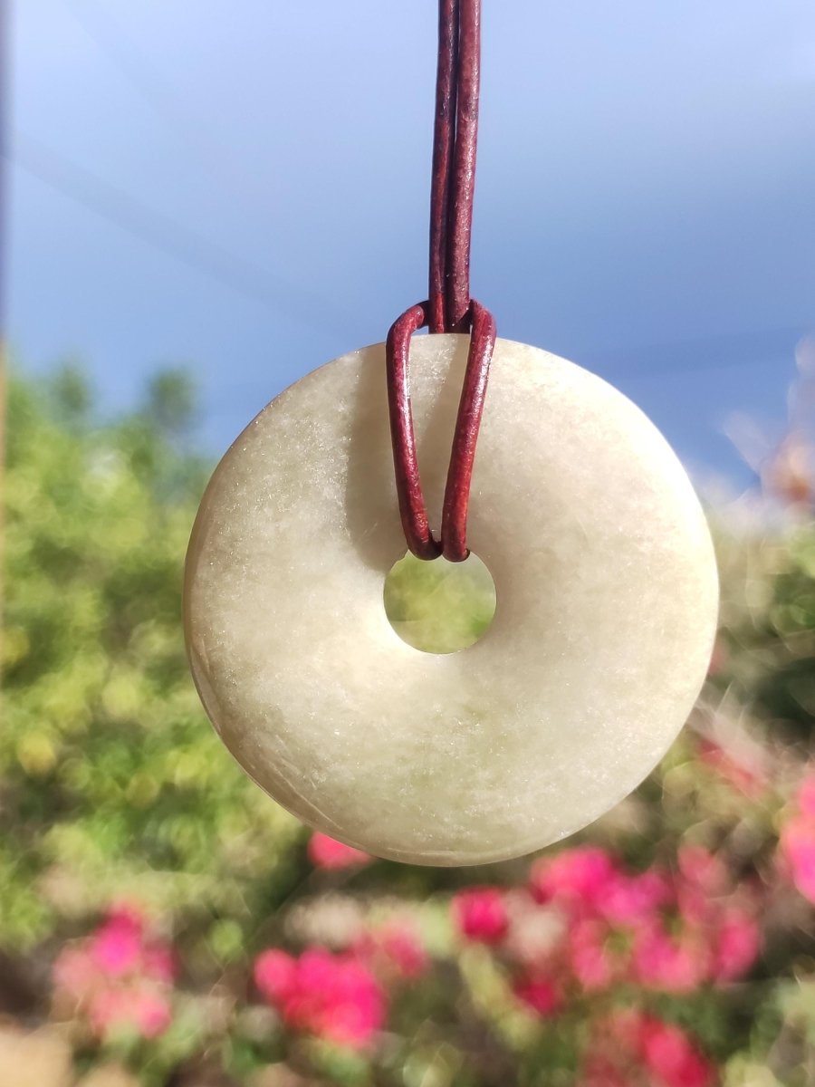 40mm Burma Jade *Rarität* ~ Edelstein Kette Mann Frau Natur Heilstein Kraft Energie Rarität Kristall Er Sie Anhänger Natur Geschenk grün - Art of Nature Berlin