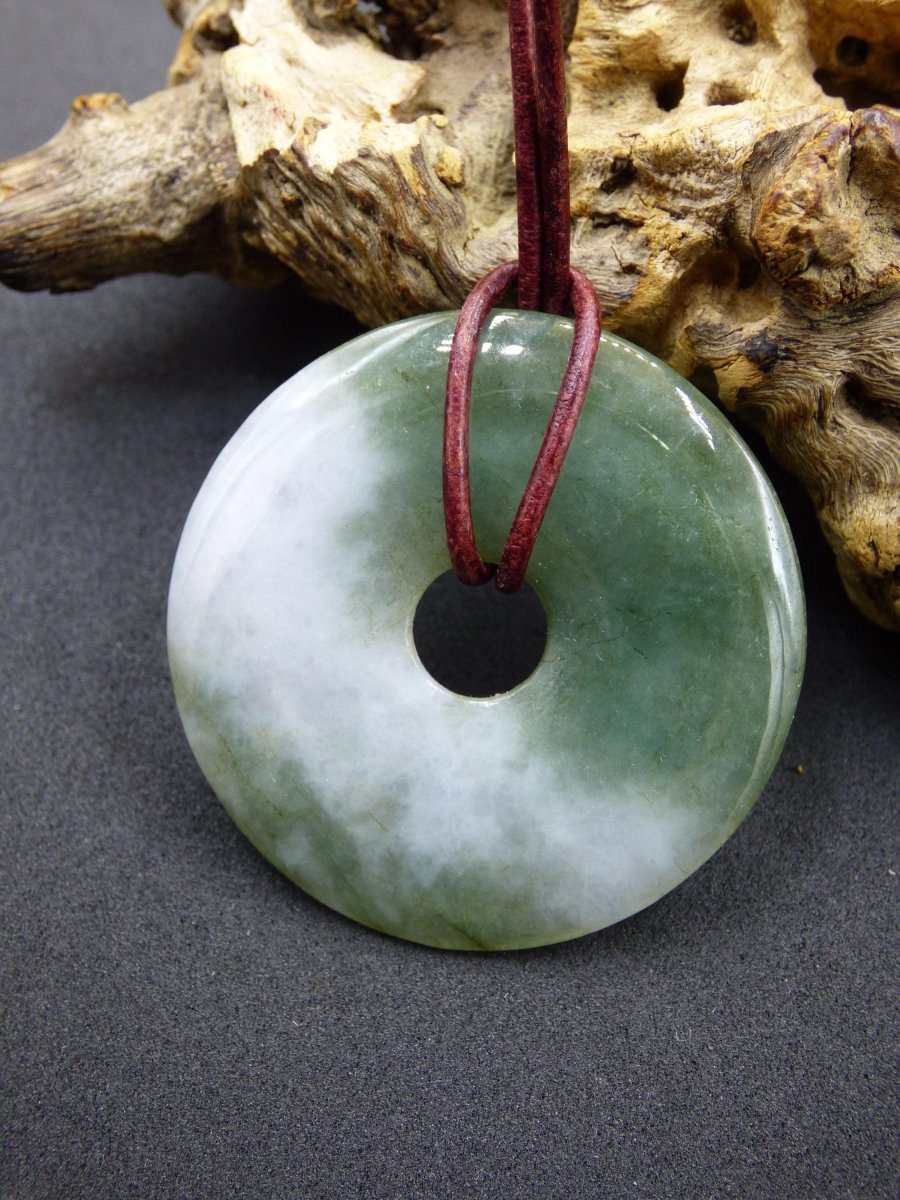 40mm Burma Jade *Rarität* ~ Edelstein Kette Mann Frau Natur Heilstein Kraft Energie Rarität Kristall Er Sie Anhänger Natur Geschenk grün - Art of Nature Berlin