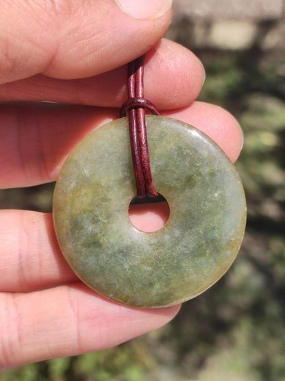 40mm Burma Jade *Rarität* ~ Edelstein Kette Mann Frau Natur Heilstein Kraft Energie Rarität Kristall Er Sie Anhänger Natur Geschenk grün - Art of Nature Berlin