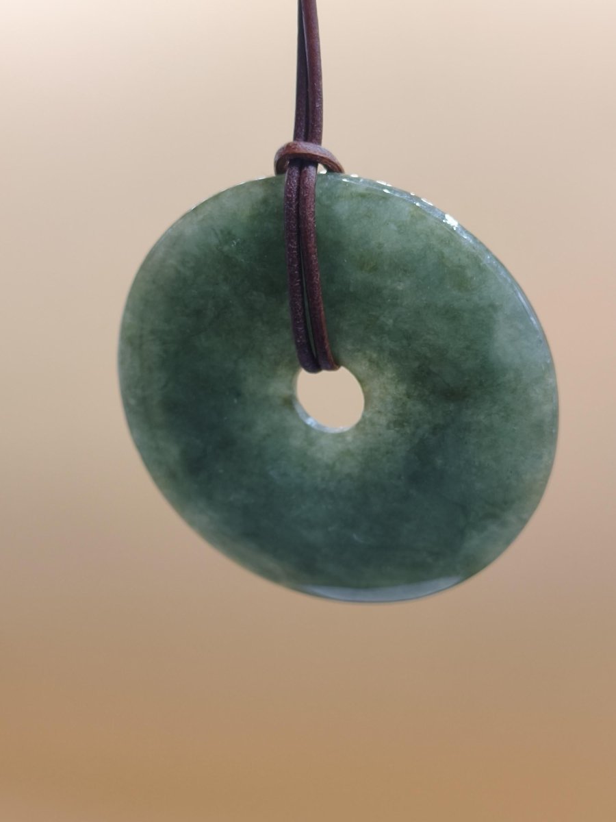 50mm Burma Jade *Rarität* Edelstein Kette Mann Frau Natur Heilstein Kraft Energie Rarität Kristall Er Sie Anhänger Natur Geschenk grün - Art of Nature Berlin