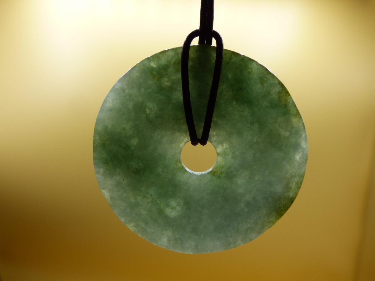 50mm Burma Jade *Rarität* ~ Edelstein Kette Mann Frau Natur Heilstein Kraft Energie Rarität Kristall Er Sie Anhänger Natur Geschenk grün - Art of Nature Berlin