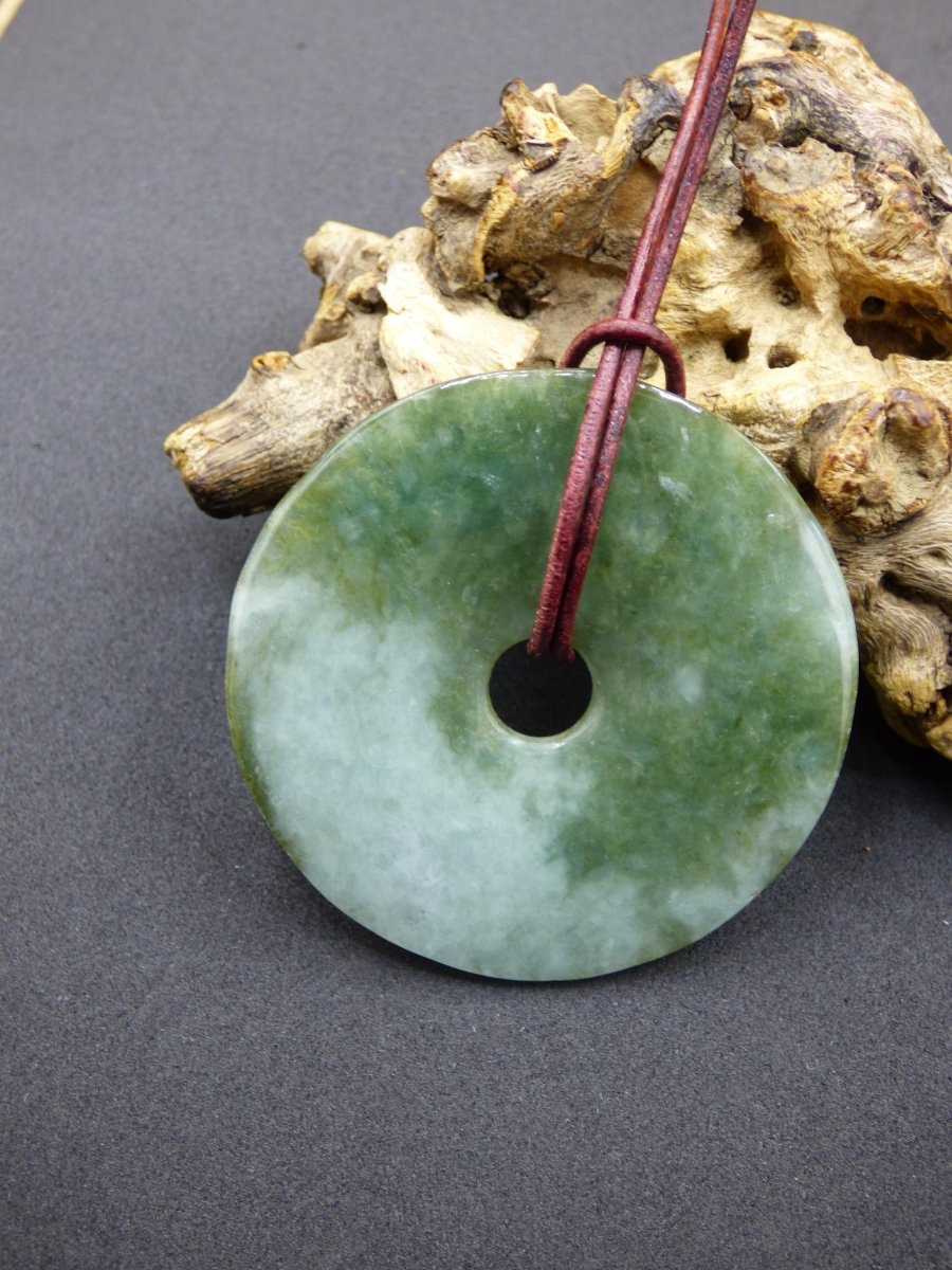 50mm Burma Jade *Rarität* ~ Edelstein Kette Mann Frau Natur Heilstein Kraft Energie Rarität Kristall Er Sie Anhänger Natur Geschenk grün - Art of Nature Berlin