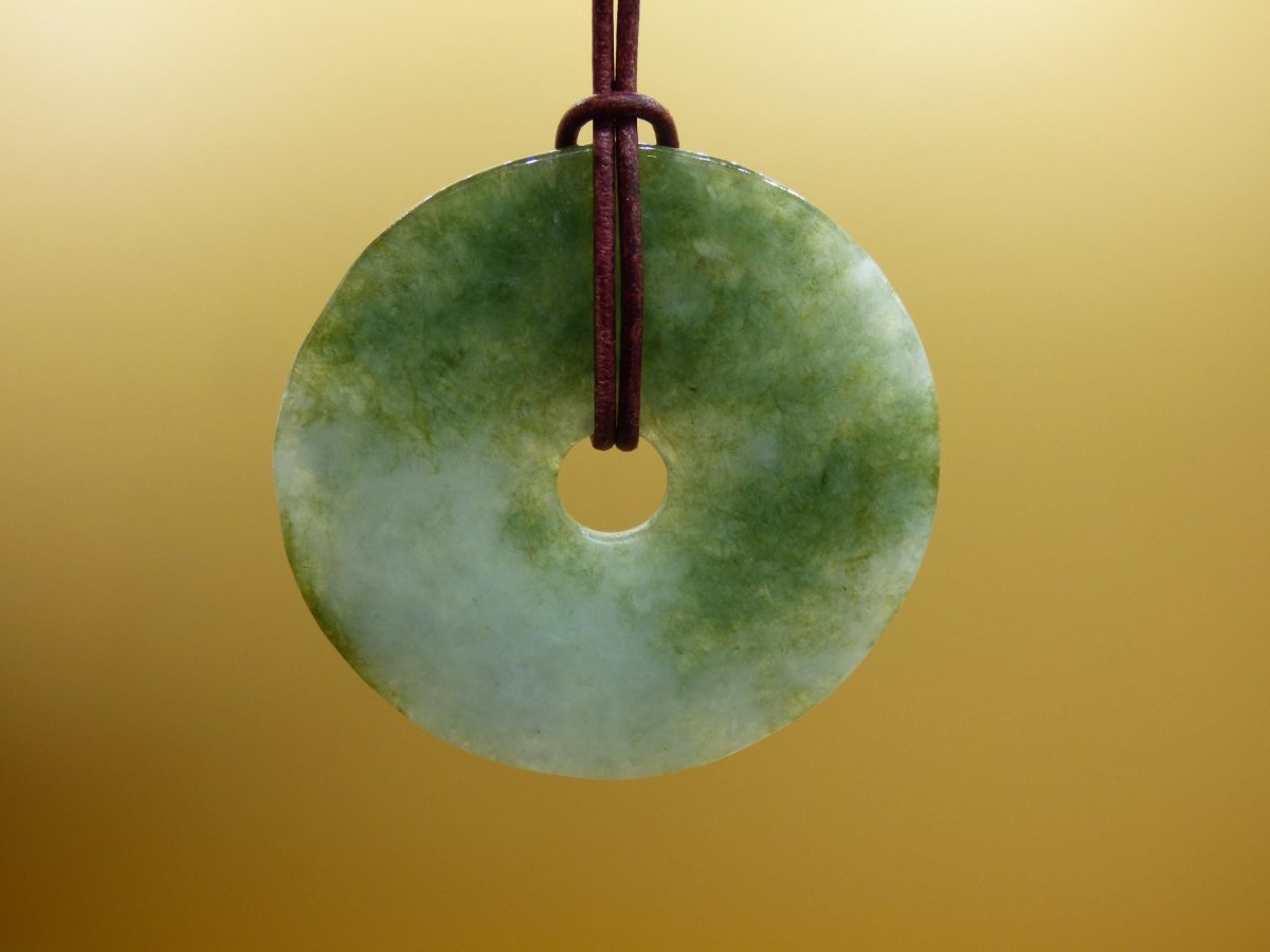 50mm Burma Jade *Rarität* ~ Edelstein Kette Mann Frau Natur Heilstein Kraft Energie Rarität Kristall Er Sie Anhänger Natur Geschenk grün - Art of Nature Berlin