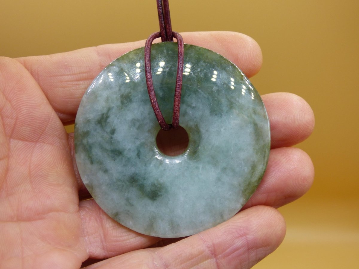 50mm Burma Jade *Rarität* ~ Edelstein Kette Mann Frau Natur Heilstein Kraft Energie Rarität Kristall Er Sie Anhänger Natur Geschenk grün - Art of Nature Berlin