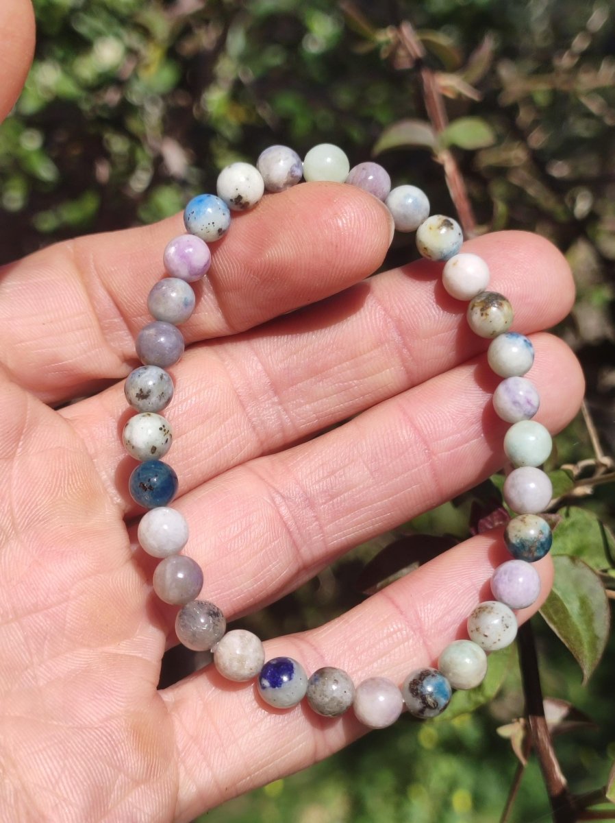 6mm Hackmanit *Rarität* Edelstein Stretch Armband blau rosa weiß Perlen Kristall Geschenk Mann Frau Selten Heilstein Er Sie Vater Mutter - Art of Nature Berlin