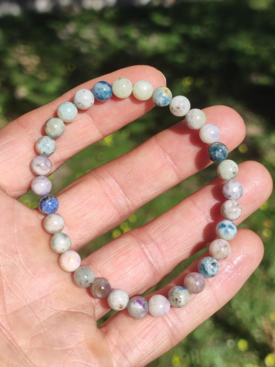 6mm Hackmanit *Rarität* Edelstein Stretch Armband blau rosa weiß Perlen Kristall Geschenk Mann Frau Selten Heilstein Er Sie Vater Mutter - Art of Nature Berlin