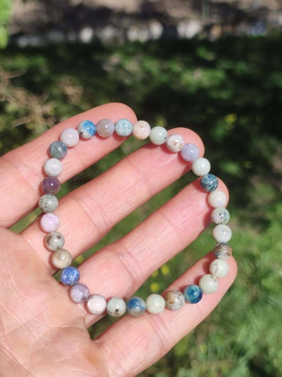 6mm Hackmanit *Rarität* Edelstein Stretch Armband blau rosa weiß Perlen Kristall Geschenk Mann Frau Selten Heilstein Er Sie Vater Mutter - Art of Nature Berlin