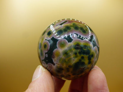 8 Adern Ocean Jaspis Orbicular bunt - Edelstein Kugel Natur Heilstein Deko Kristall Geschenk Er Sie Mann Frau Haus Wohnung Energie Selten - Art of Nature Berlin