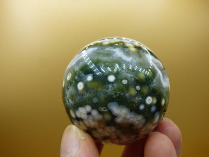 8 Adern Ocean Jaspis Orbicular gelb grün weiß Edelstein Kugel Rarität Natur Heilstein Deko Kristall Geschenk Er Sie Mann Frau Energie Selten - Art of Nature Berlin