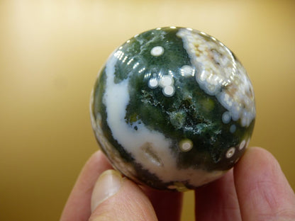 8 Adern Ocean Jaspis Orbicular gelb grün weiß Edelstein Kugel Rarität Natur Heilstein Deko Kristall Geschenk Er Sie Mann Frau Energie Selten - Art of Nature Berlin