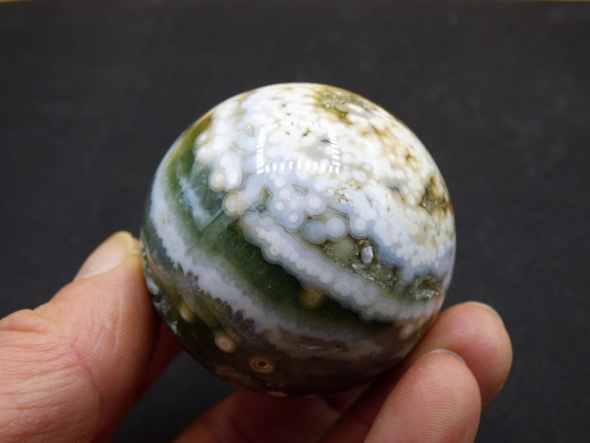 8 Adern Ocean Jaspis Orbicular gelb grün weiß Edelstein Kugel Rarität Natur Heilstein Deko Kristall Geschenk Er Sie Mann Frau Energie Selten - Art of Nature Berlin