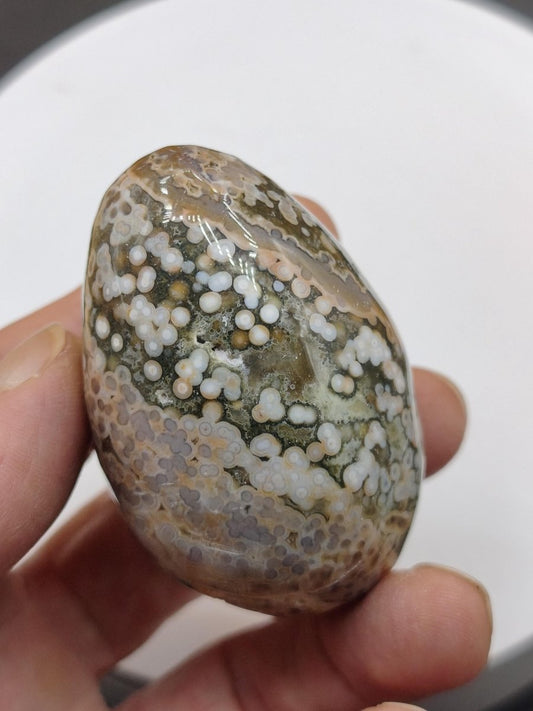 8 Adern Ocean Jaspis Orbicular grün beige Edelstein Ei Kugel Natur Heilstein Deko Crystal Geschenk Er Sie Mann Frau Haus Wohnen Selten - Art of Nature Berlin