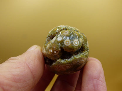 8 Adern Ocean Jaspis Orbicular grün - Edelstein Ei Kugel Natur Heilstein Deko Kristall Geschenk Er Sie Mann Frau Haus Wohnung Energie Selten - Art of Nature Berlin