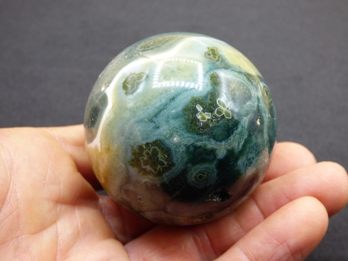 8 Adern Ocean Jaspis Orbicular grün - Edelstein Kugel Natur Heilstein Deko Kristall Geschenk Er Sie Mann Frau Haus Wohnung Energie Selten - Art of Nature Berlin