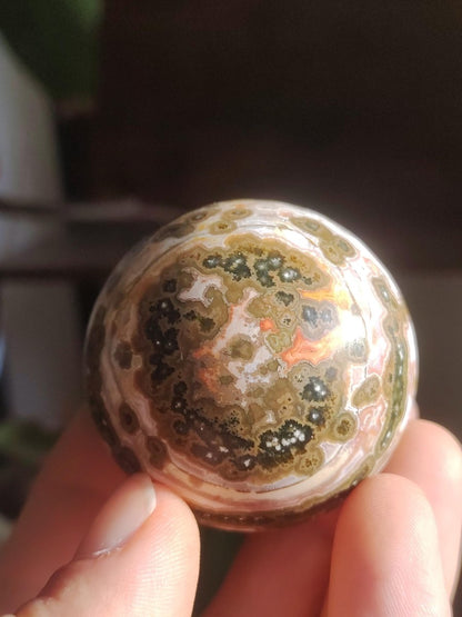 8 Adern Ocean Jaspis Orbicular grün - Edelstein Kugel Natur Heilstein Deko Kristall Geschenk Er Sie Mann Frau Haus Wohnung Energie Selten - Art of Nature Berlin