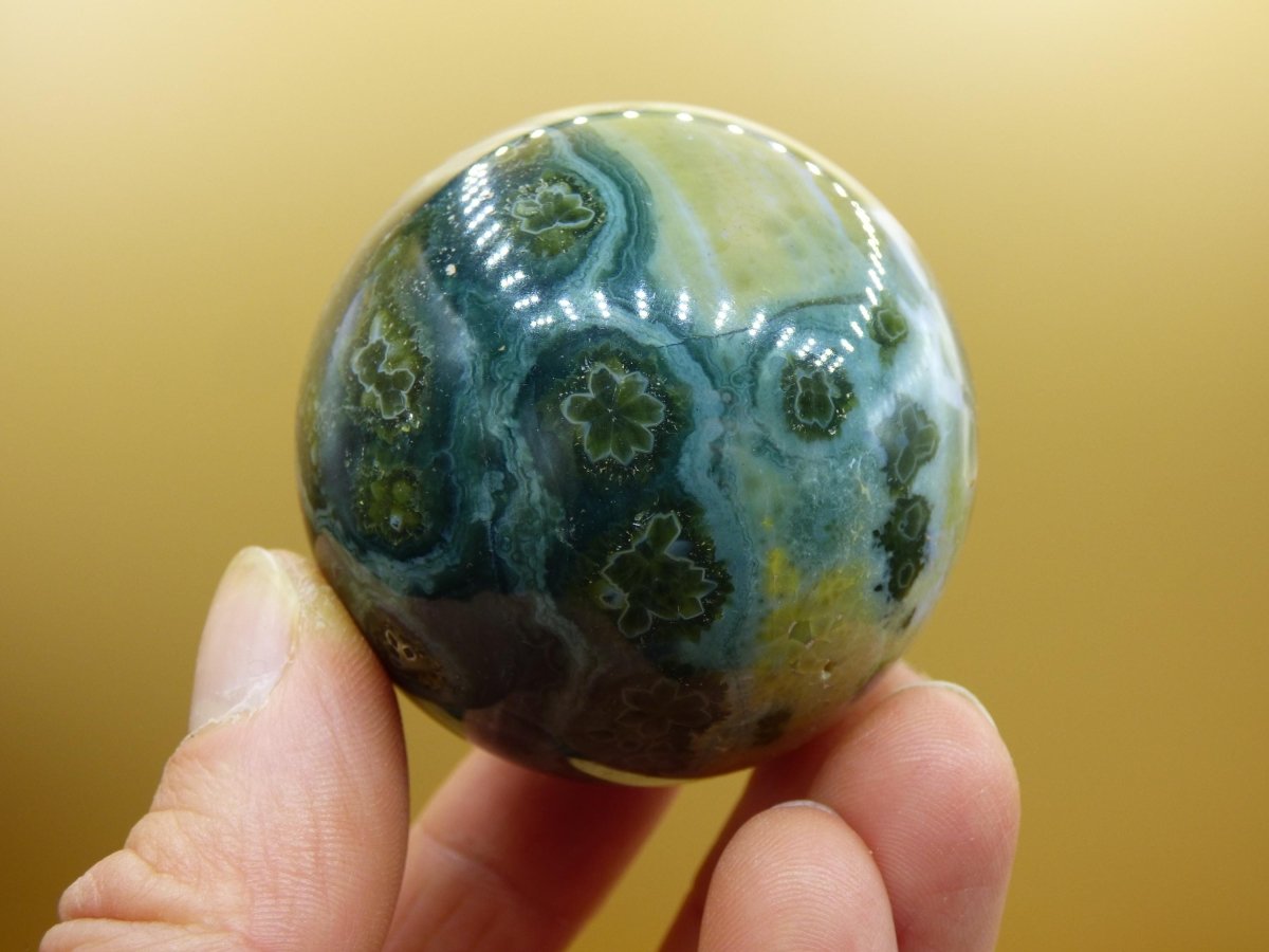 8 Adern Ocean Jaspis Orbicular grün - Edelstein Kugel Natur Heilstein Deko Kristall Geschenk Er Sie Mann Frau Haus Wohnung Energie Selten - Art of Nature Berlin