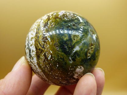 8 Adern Ocean Jaspis Orbicular grün - Edelstein Kugel Natur Heilstein Deko Kristall Geschenk Er Sie Mann Frau Haus Wohnung Energie Selten - Art of Nature Berlin