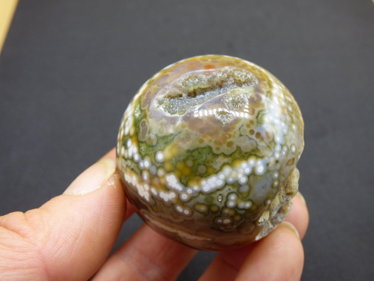 8 Adern Ocean Jaspis Orbicular grün - Edelstein Kugel Natur Heilstein Deko Kristall Geschenk Er Sie Mann Frau Haus Wohnung Energie Selten - Art of Nature Berlin