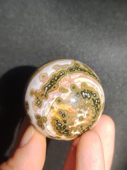 8 Adern Ocean Jaspis Orbicular grün - Edelstein Kugel Natur Heilstein Deko Kristall Geschenk Er Sie Mann Frau Haus Wohnung Energie Selten - Art of Nature Berlin