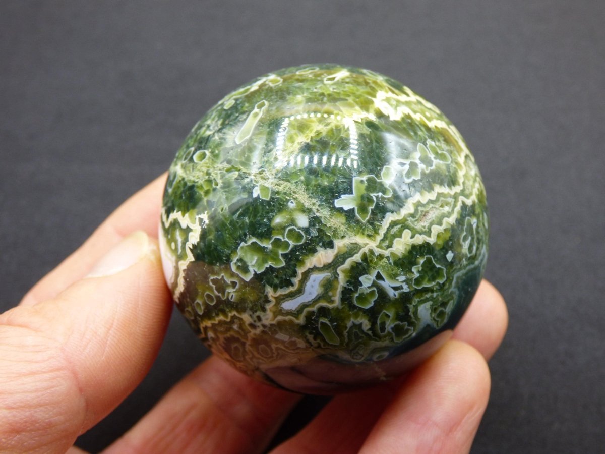 8 Adern Ocean Jaspis Orbicular grün - Edelstein Kugel Rarität Natur Heilstein Deko Kristall Geschenk Er Sie Mann Frau Haus Energie Selten - Art of Nature Berlin
