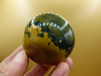 8 Adern Ocean Jaspis Orbicular grün gelb Edelstein Kugel Natur Heilstein Deko Kristall Geschenk Er Sie Mann Frau Haus Wohnung Energie Selten - Art of Nature Berlin