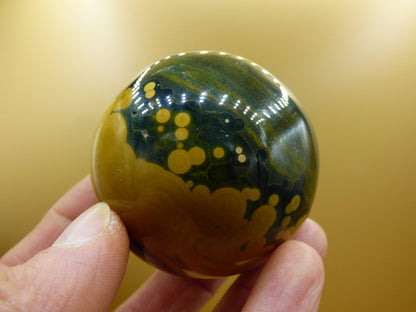 8 Adern Ocean Jaspis Orbicular grün gelb Edelstein Kugel Natur Heilstein Deko Kristall Geschenk Er Sie Mann Frau Haus Wohnung Energie Selten - Art of Nature Berlin