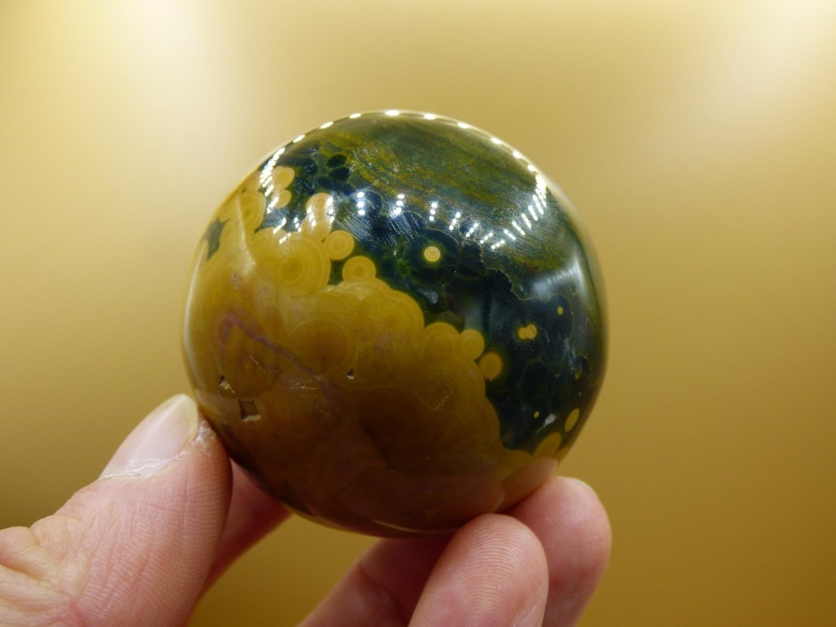 8 Adern Ocean Jaspis Orbicular grün gelb Edelstein Kugel Natur Heilstein Deko Kristall Geschenk Er Sie Mann Frau Haus Wohnung Energie Selten - Art of Nature Berlin