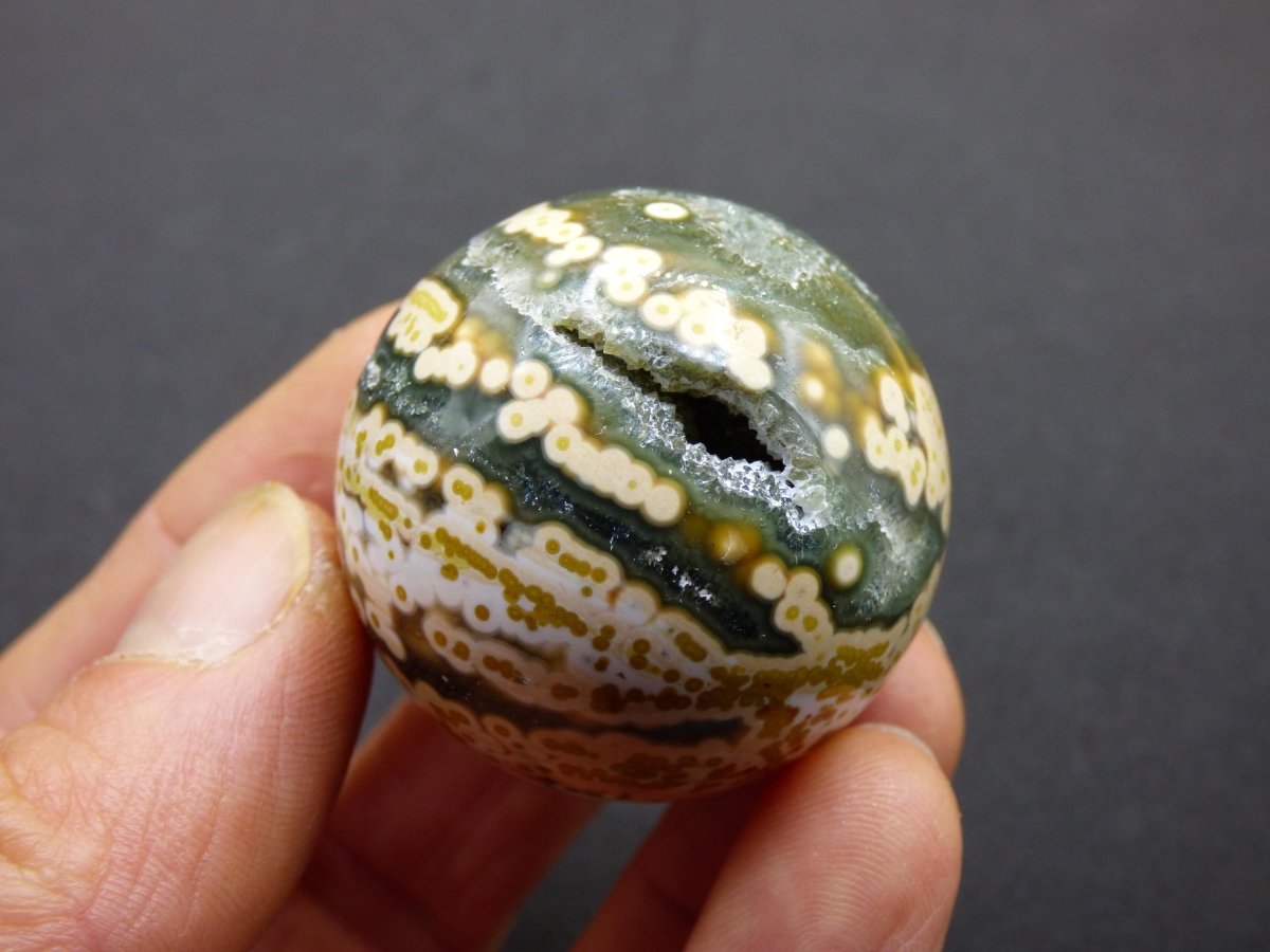 8 Adern Ocean Jaspis Orbicular grün gelb Edelstein Kugel Rarität Natur Heilstein Deko Kristall Geschenk Er Sie Mann Frau Haus Energie Selten - Art of Nature Berlin