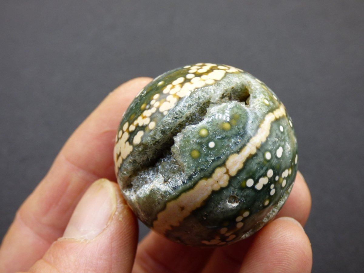 8 Adern Ocean Jaspis Orbicular grün gelb Edelstein Kugel Rarität Natur Heilstein Deko Kristall Geschenk Er Sie Mann Frau Haus Energie Selten - Art of Nature Berlin