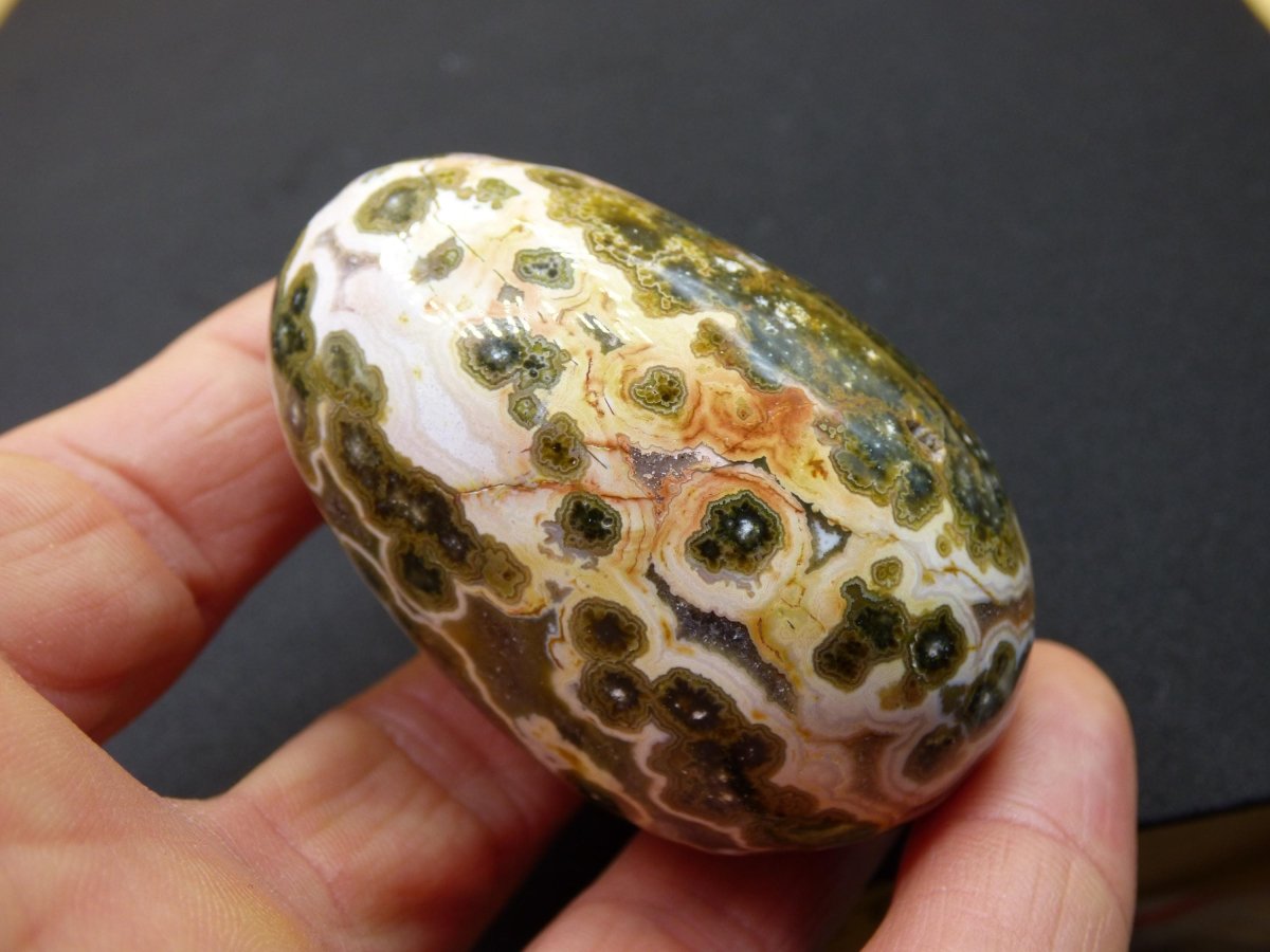 8 Adern Ocean Jaspis Orbicular grün gelb weiß - Edelstein Ei Kugel Natur Heilstein Deko Crystal Geschenk Er Sie Mann Frau Haus Wohnen Selten - Art of Nature Berlin