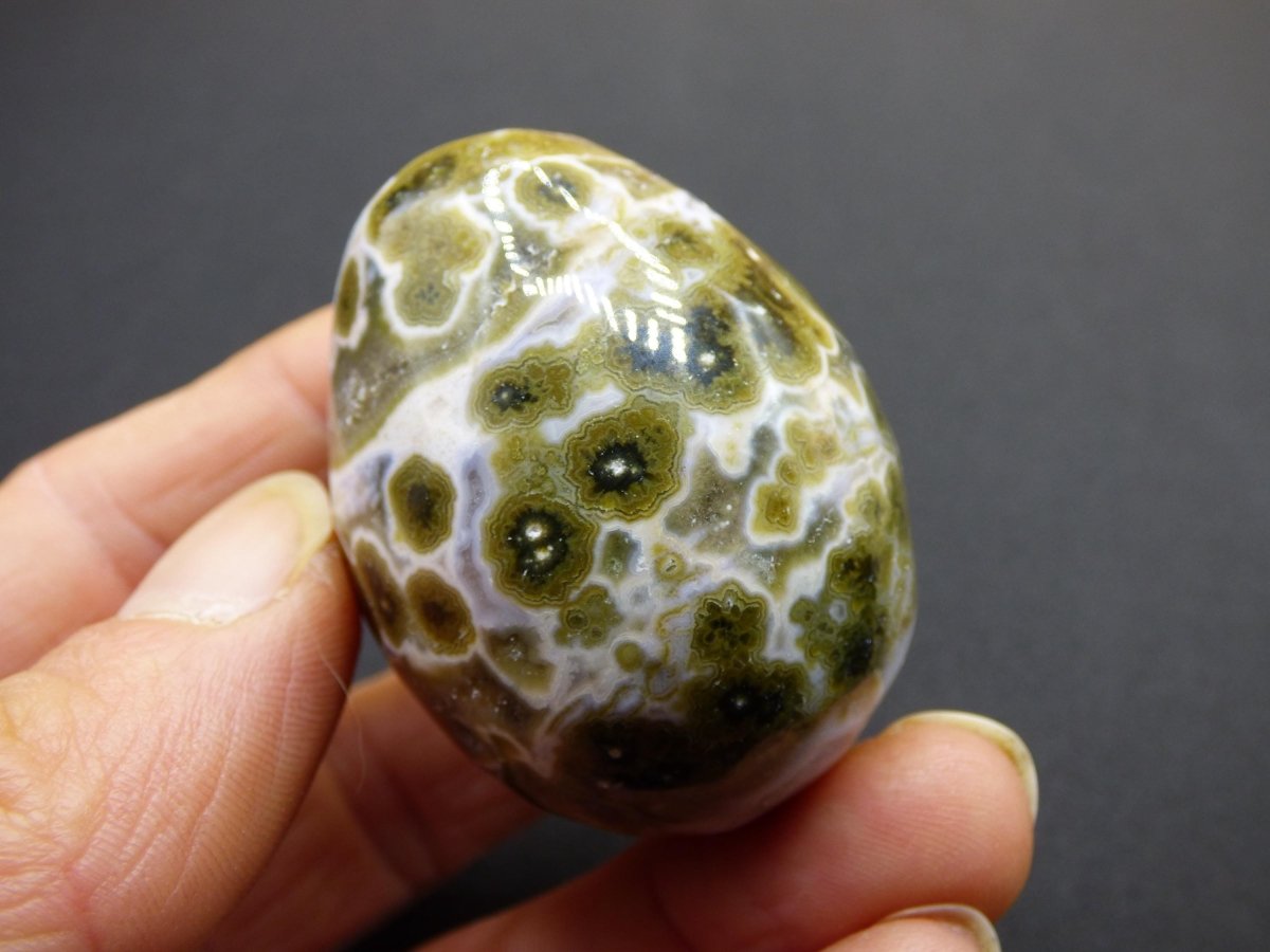 8 Adern Ocean Jaspis Orbicular grün gelb weiß - Edelstein Ei Kugel Natur Heilstein Deko Crystal Geschenk Er Sie Mann Frau Haus Wohnen Selten - Art of Nature Berlin