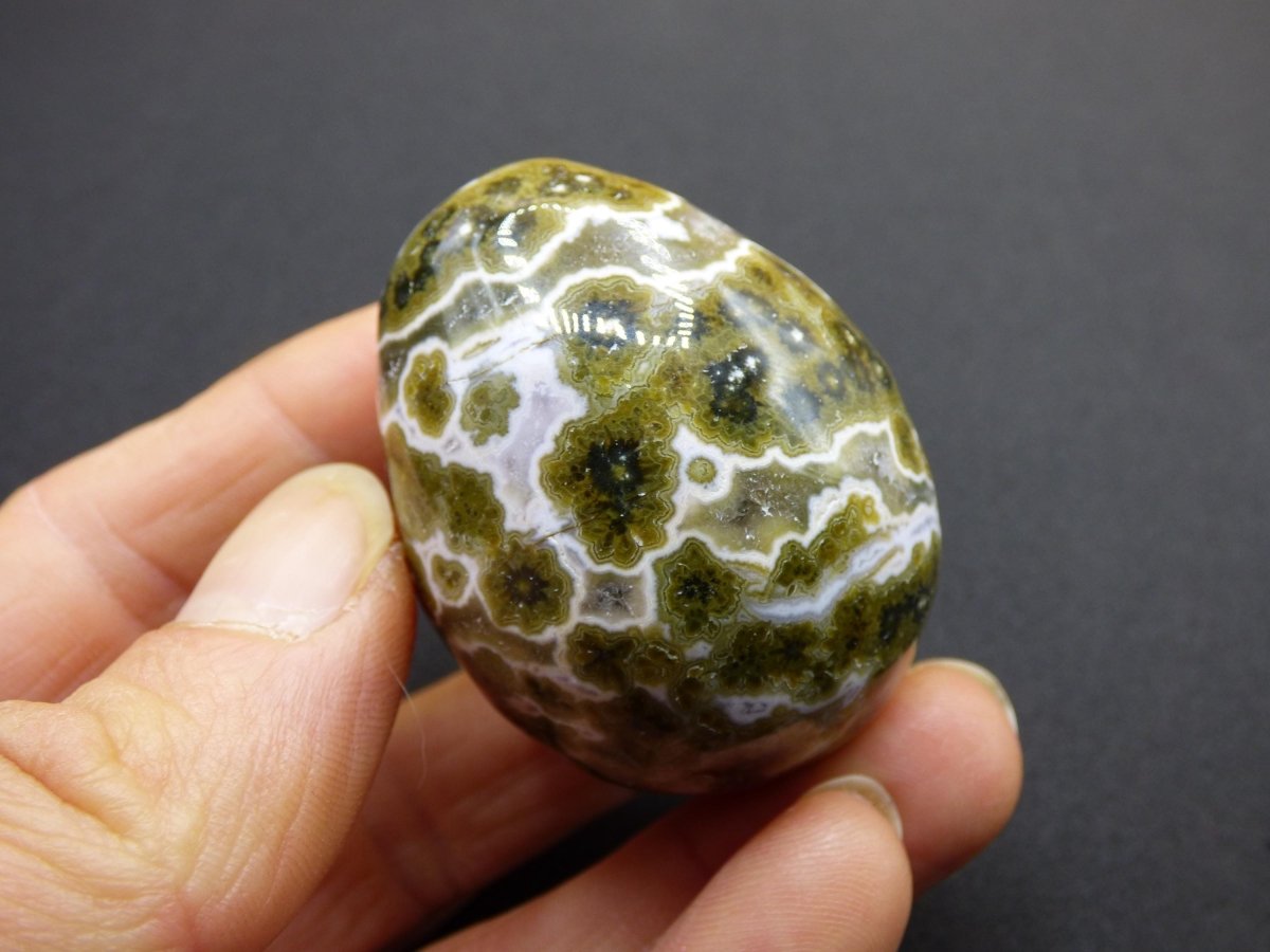 8 Adern Ocean Jaspis Orbicular grün gelb weiß - Edelstein Ei Kugel Natur Heilstein Deko Crystal Geschenk Er Sie Mann Frau Haus Wohnen Selten - Art of Nature Berlin