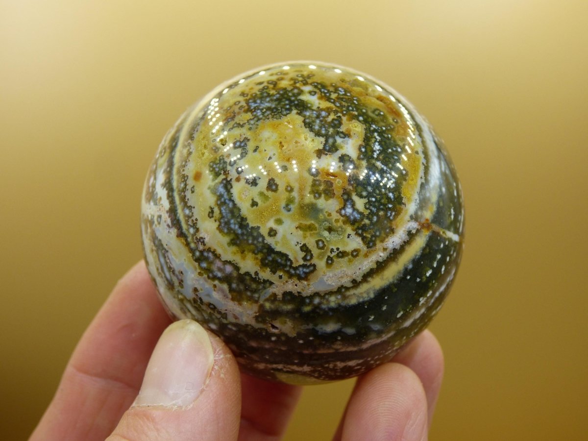 8 Adern Ocean Jaspis Orbicular grün gelb weiß Edelstein Kugel Rarität Natur Heilstein Deko Kristall Geschenk Er Sie Mann Frau Energie Selten - Art of Nature Berlin