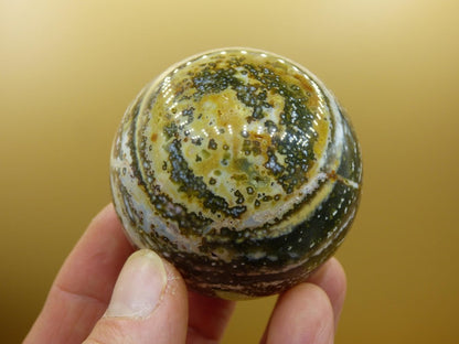 8 Adern Ocean Jaspis Orbicular grün gelb weiß Edelstein Kugel Rarität Natur Heilstein Deko Kristall Geschenk Er Sie Mann Frau Energie Selten - Art of Nature Berlin
